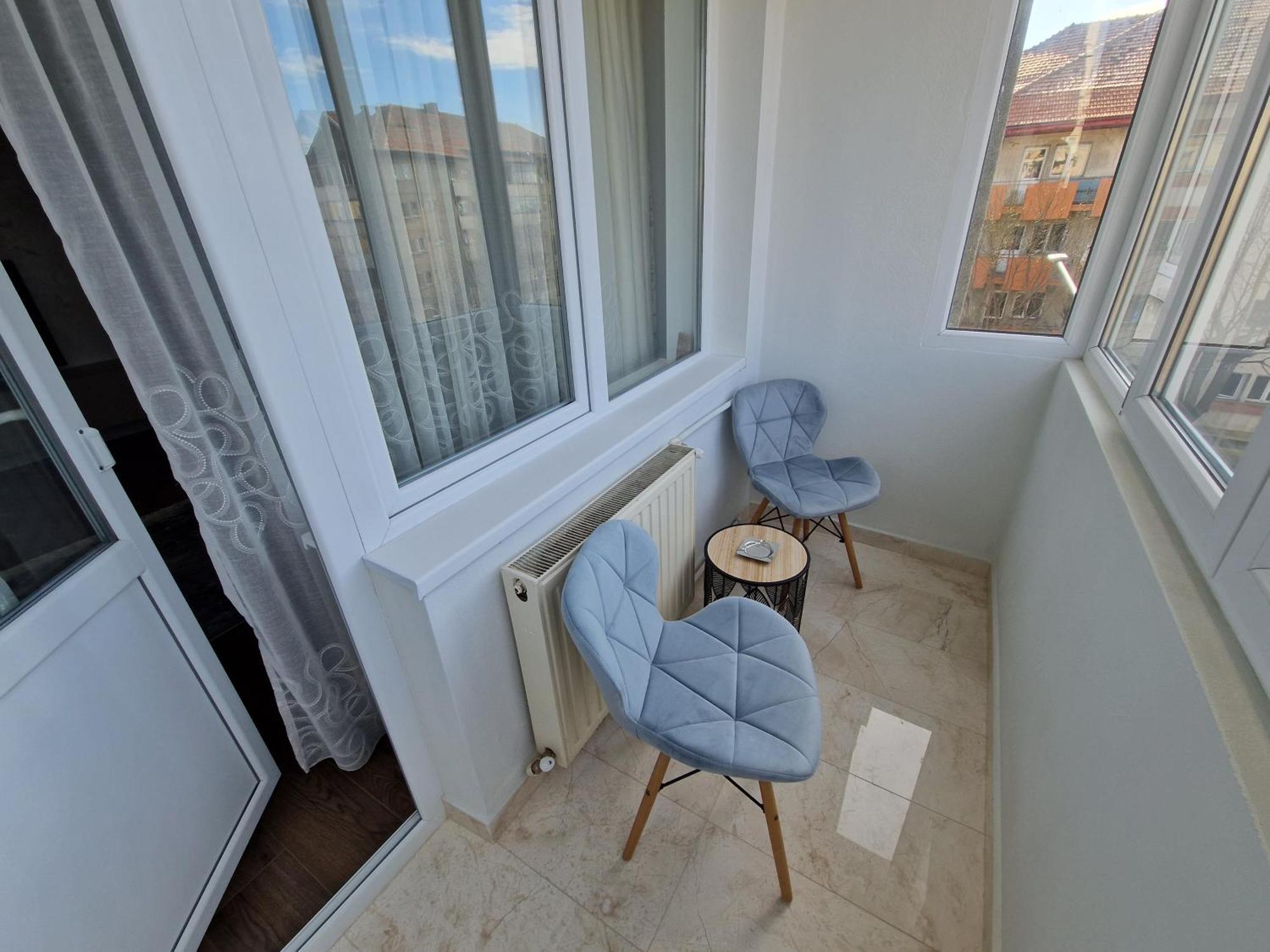 Downtown Apartment Râmnicu Vâlcea Esterno foto